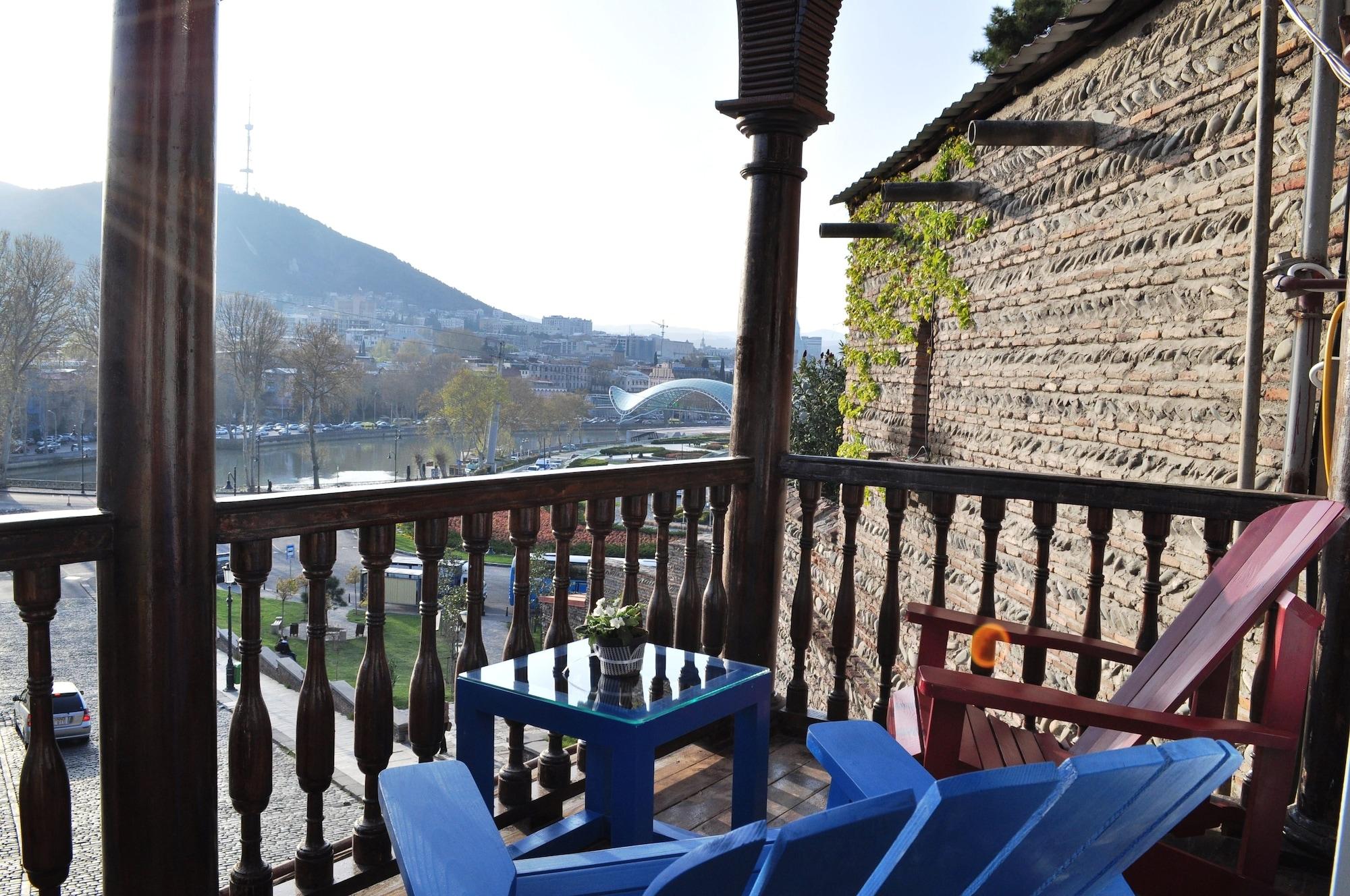 Tiflis Metekhi Hotel Ngoại thất bức ảnh